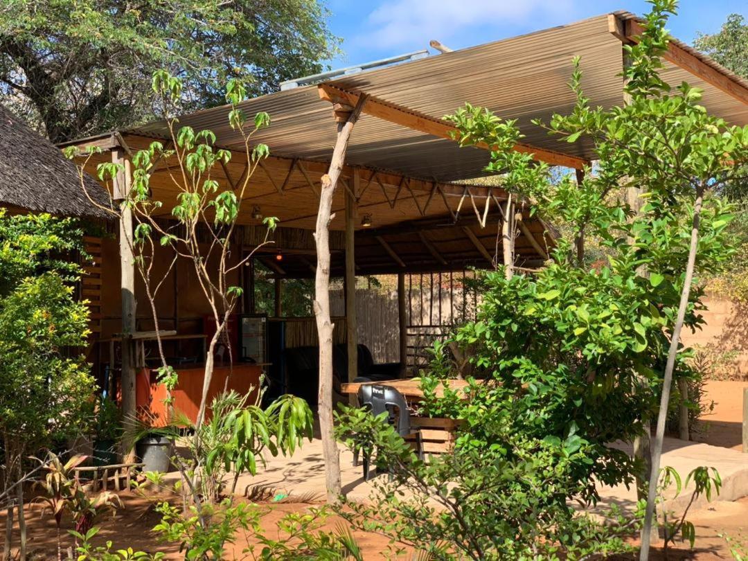 Jungle Breeze Home Stay Kasane Extérieur photo