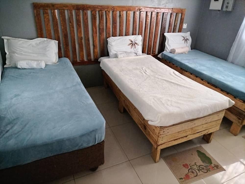 Jungle Breeze Home Stay Kasane Extérieur photo